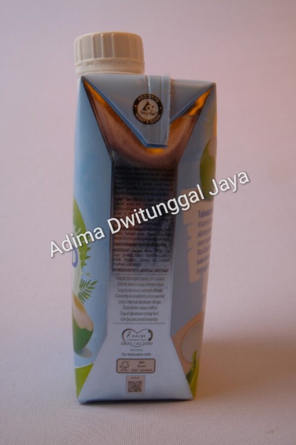 HYDRO COCO Air Kelapa + vit D