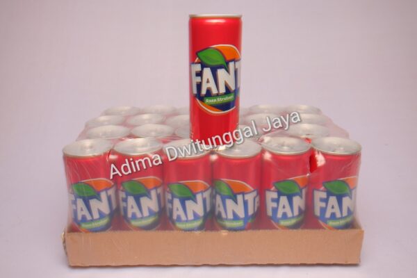 FANTA Strawberry Soda